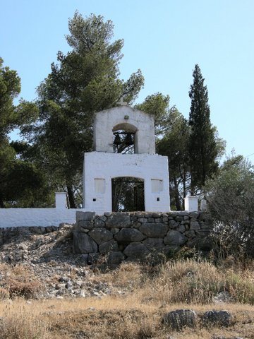 The gate to the garden of pine trees - Photo: Jaap-Jan Flinterman, summer 2008