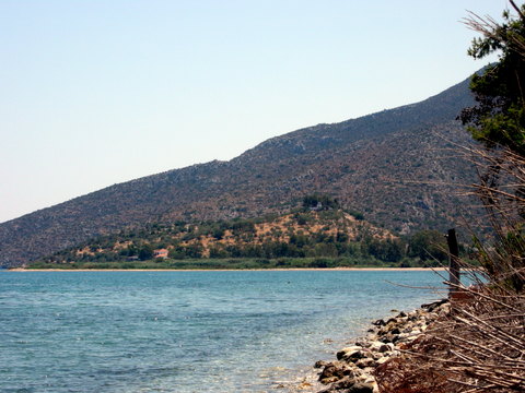 Nis� Ay�ou Andr�a seen from the north - Photo: Jaap-Jan Flinterman, summer 2008