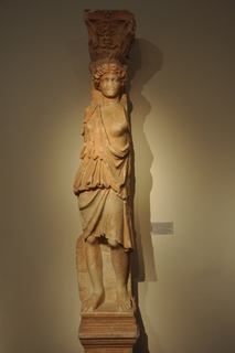 Villa of Herodes Atticus, Amazon-Caryatid - Athens, National Museum (NM 705) - Photo: www.livius.org