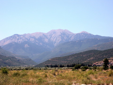 Mount Parnonas seen from the Vrasiatis riverbed - Photo: Jaap-Jan Flinterman, summer 2011