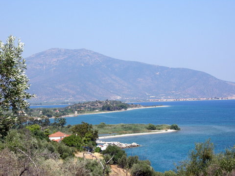 Cherron�si seen from Nis� Ay�ou Andr�a - Photo: Jaap-Jan Flinterman, summer 2010